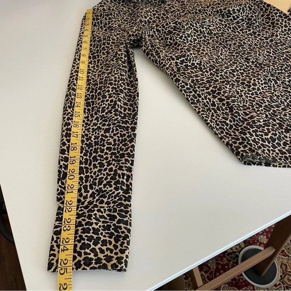 J Crew Curvy Leopard Print Button Up Blouse 4T Cotton Long Sleeve Office Career - Picture 7 of 13